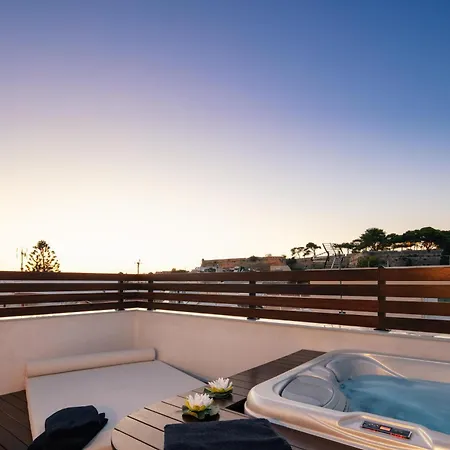 Le Bijou Luxury Apartment