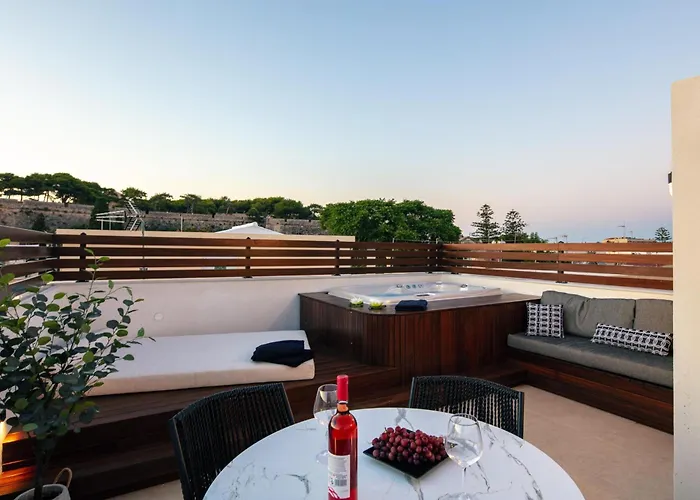 Le Bijou Luxury Apartment *