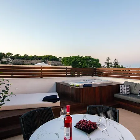 Le Bijou Luxury Apartman *