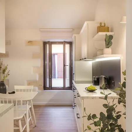 Le Bijou Luxury Apartament *
